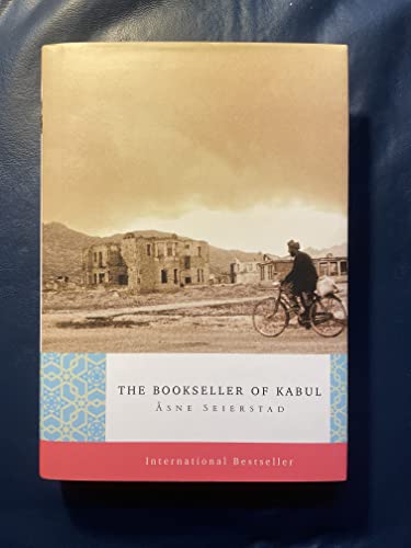 cover image THE BOOKSELLER OF KABUL