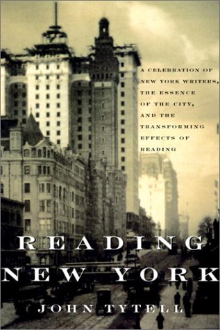 cover image READING NEW YORK: A Celebration of New York Writers, the Essence of the City, and the Transforming Effects of Reading