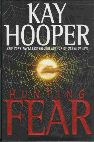 cover image HUNTING FEAR