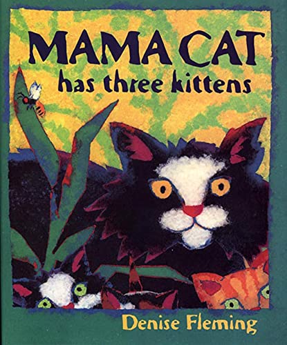 cover image MAMA CAT HAS THREE KITTENS