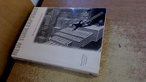 cover image New York Exposed: Photographs from the Daily News