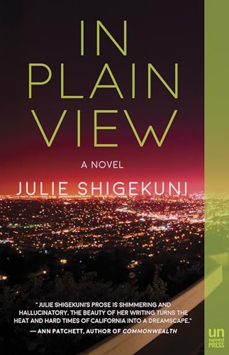 cover image In Plain View